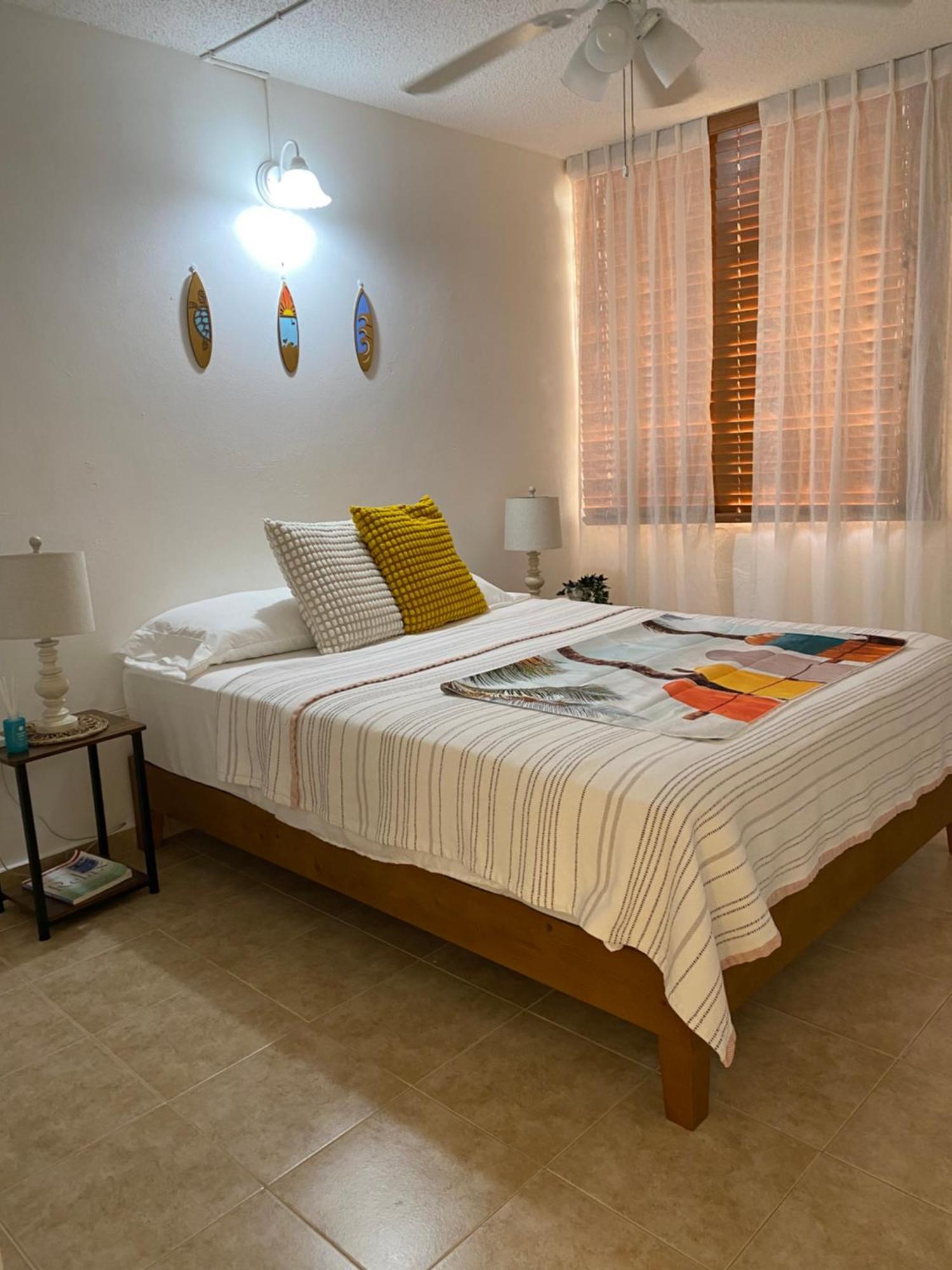Beachbums Hideaway Лукильо Экстерьер фото
