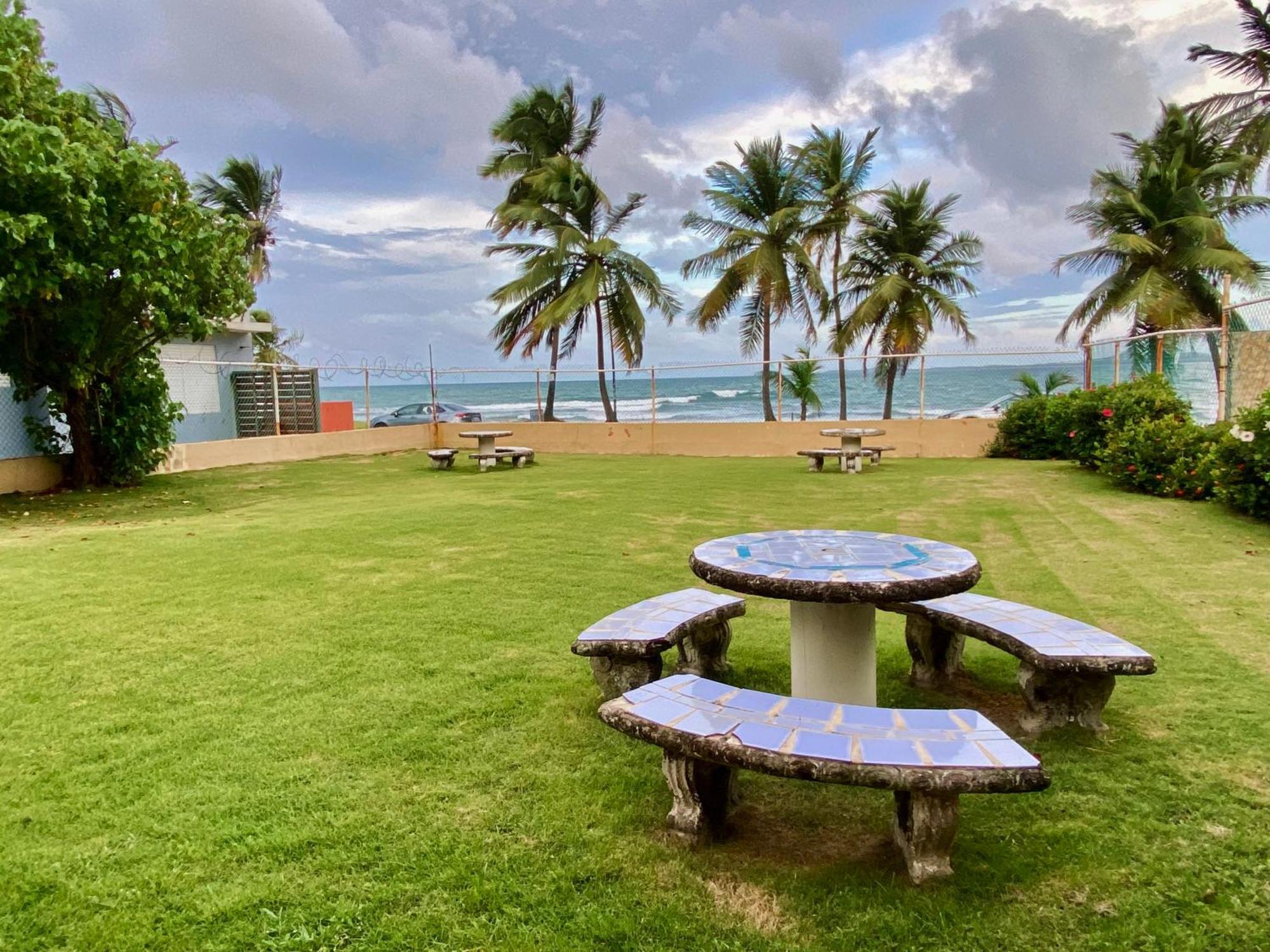 Beachbums Hideaway Лукильо Экстерьер фото